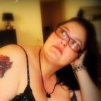 Nayma - Swingerclub in Herl Profil von Nayma, 22 Jahre, Swingerclub in Herl (Rheinland-Pfalz)
