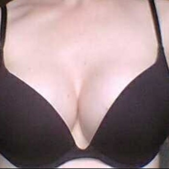 Ryhana - Swingerclub in Boden Profil von Ryhana, 32 Jahre, Swingerclub in Boden (Rheinland-Pfalz)